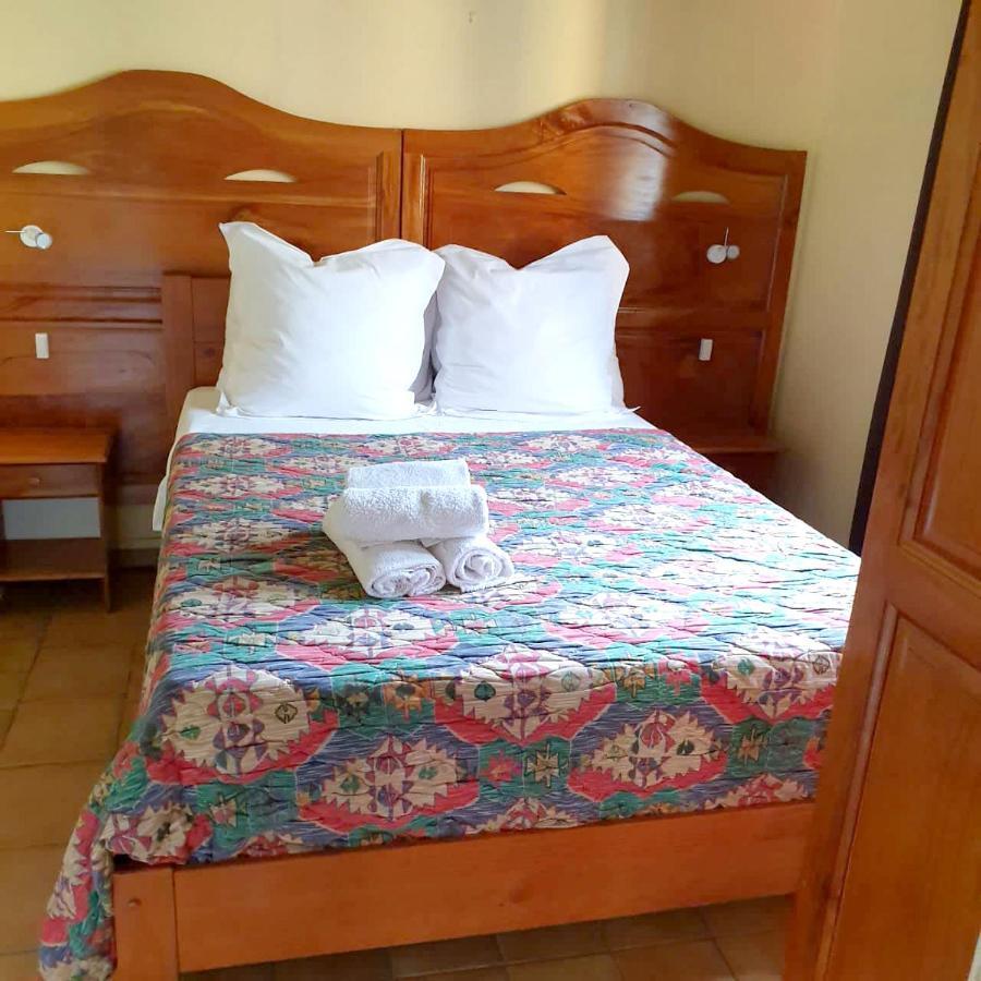 Appartement Moderne A Pointe Noire 36 M² Piscine & Jacuzzi Bagian luar foto